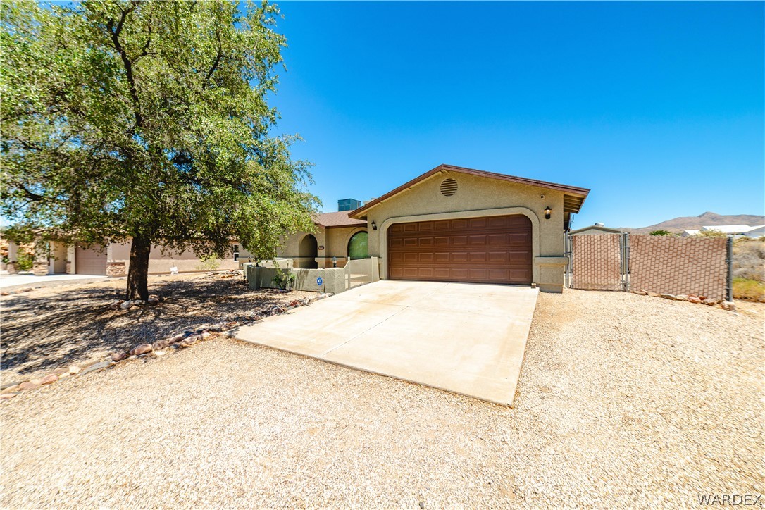 9634 N Mesa Vista Place — photo
