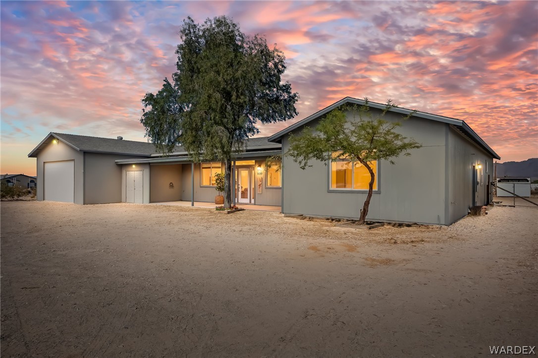 5155 S Jack Rabbit Drive — photo