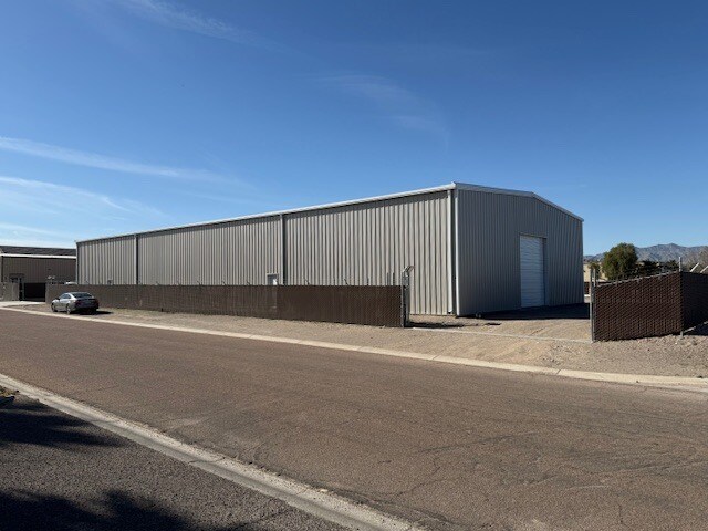 4151 S Lynn Drive — photo