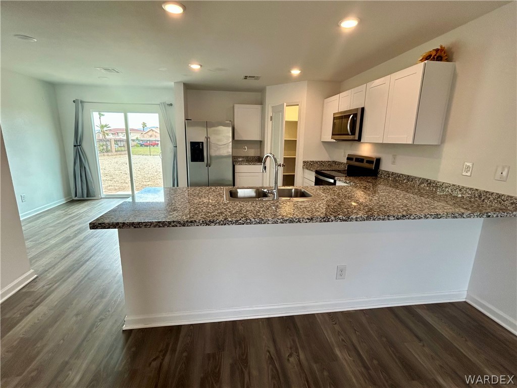 5681 S Desert Lakes Drive — photo