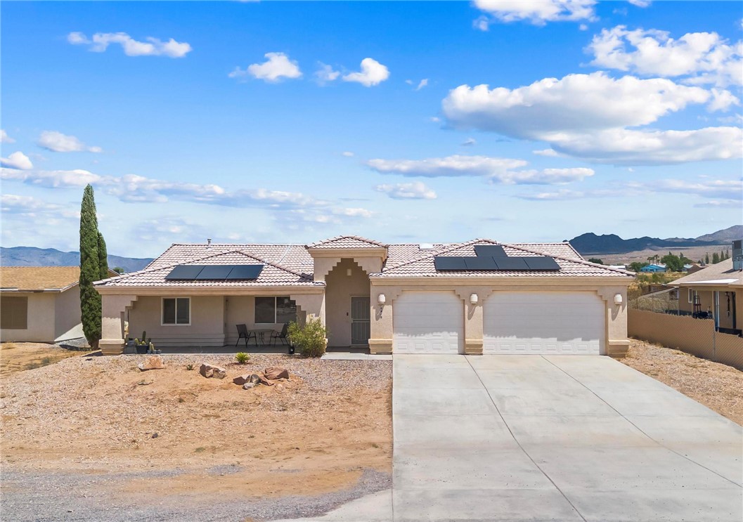 10010 N Concho Drive — photo