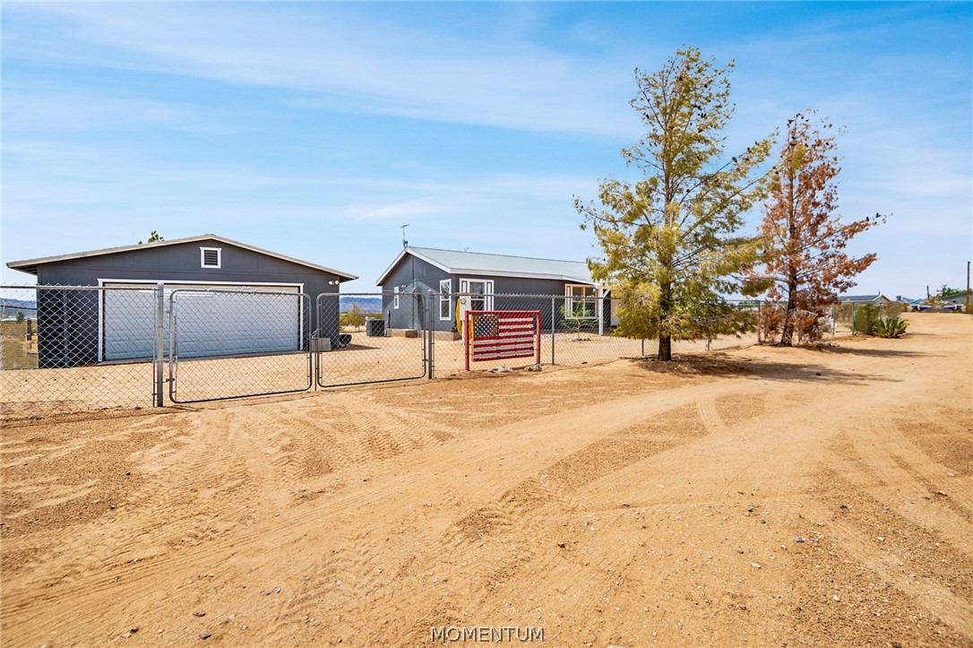 581 S Glen Canyon Road — photo