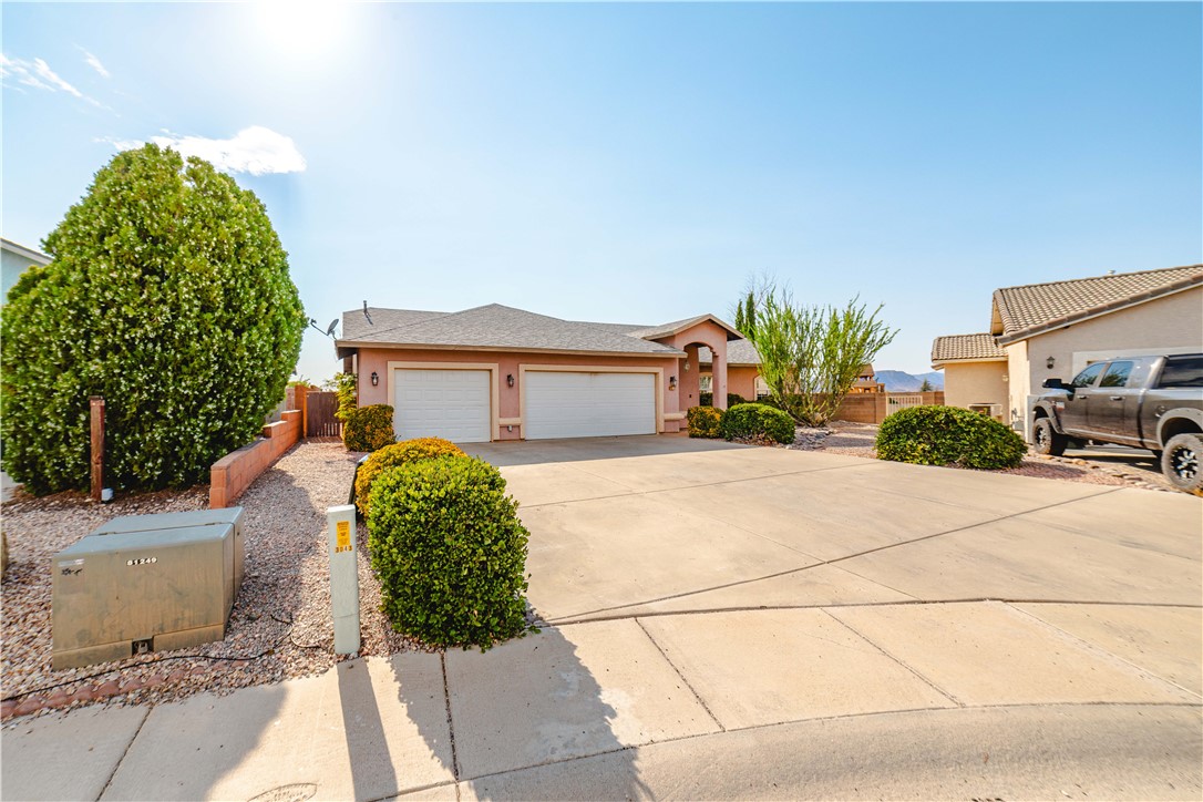 3043 Alicia Lane — photo
