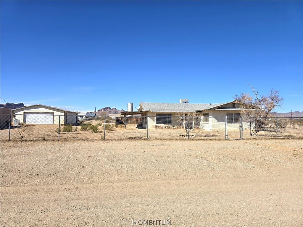 1417 S Canelo Road — photo