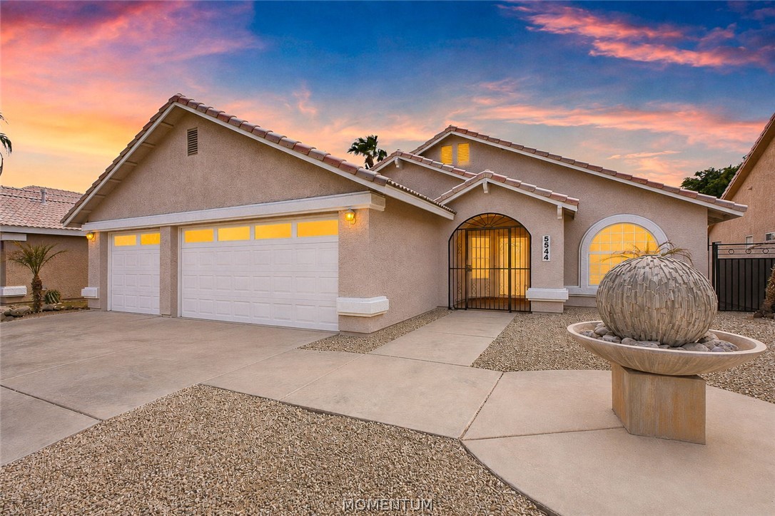 5544 S Club House Dr — photo