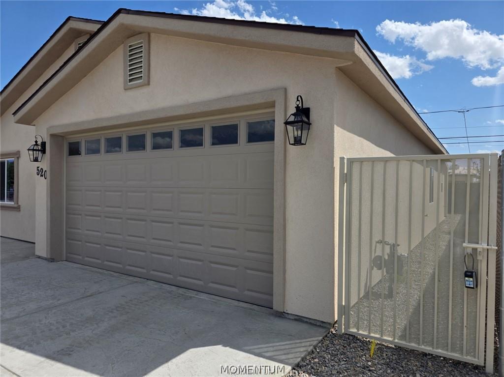 520 Harbor Drive — photo