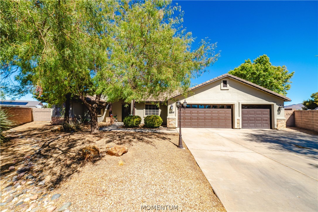 2158 Roy Rogers Way — photo