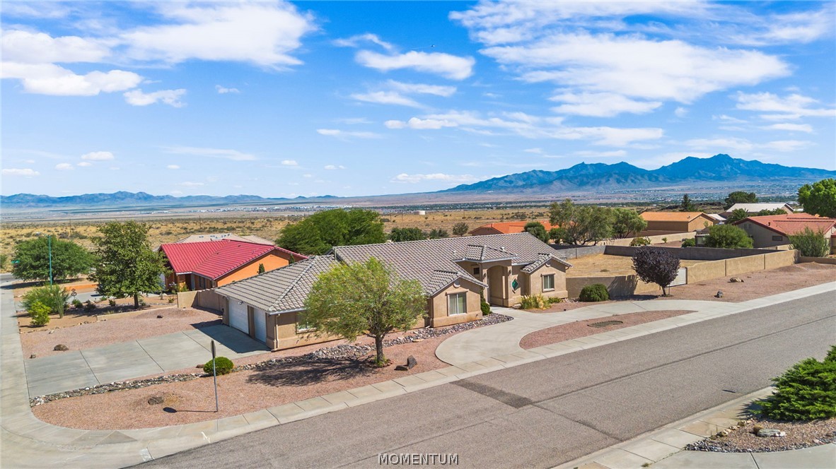 5594 N Copper Canyon Way — photo