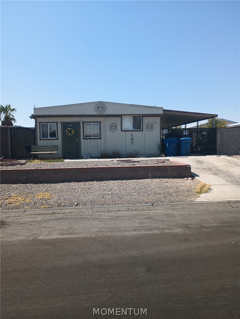 886 Glen Drive — photo