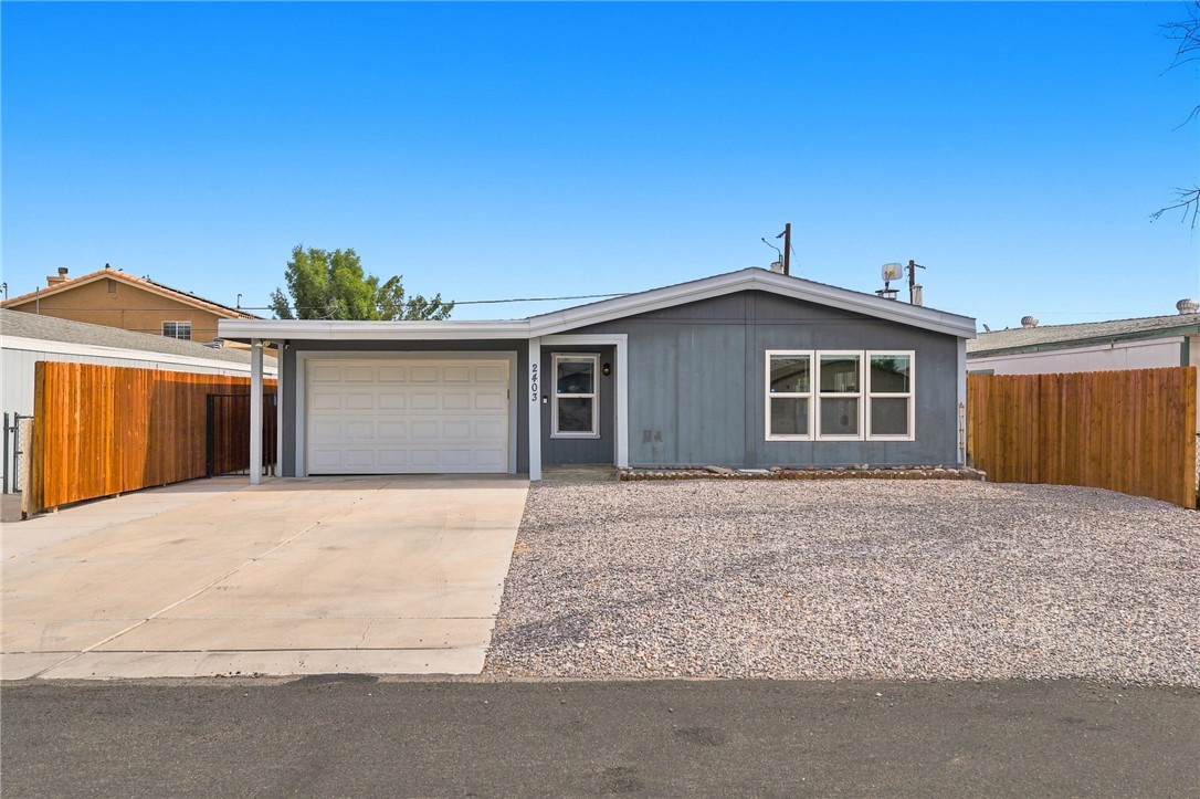 2403 Castle Rock Circle — photo