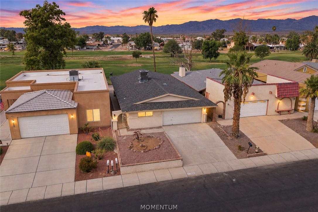 2553 Country Club Drive — photo