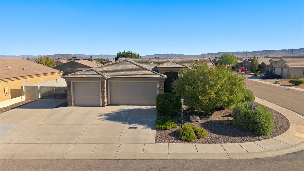 4197 E Trail Ride Road — photo