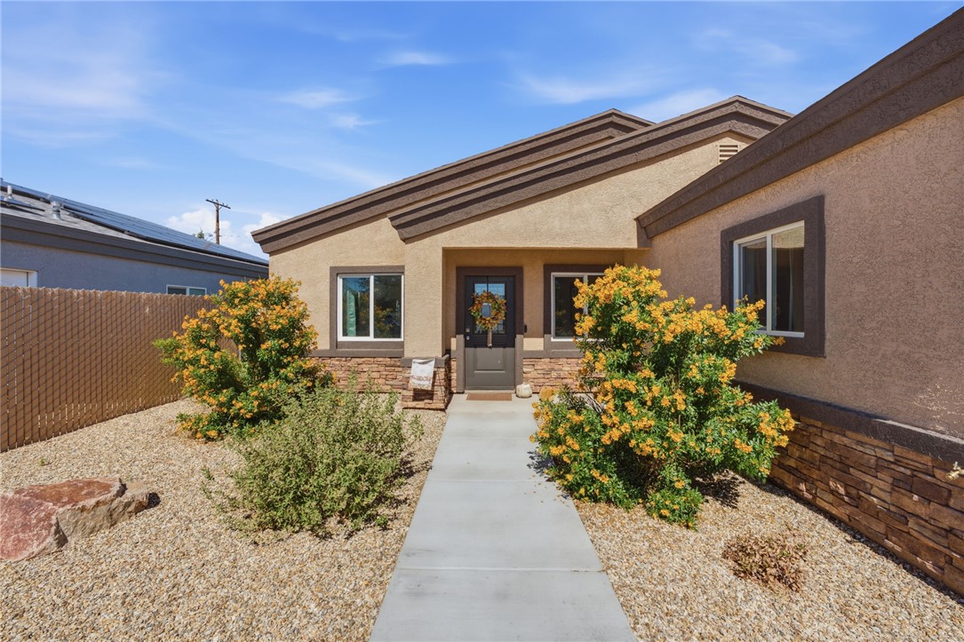 2215 E Devlin Avenue, Kingman, AZ 86409 — photo 2