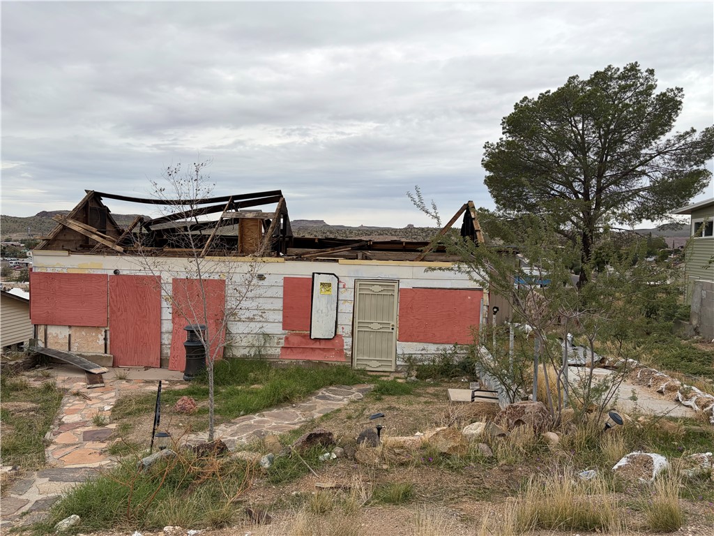 809 N First Street — photo