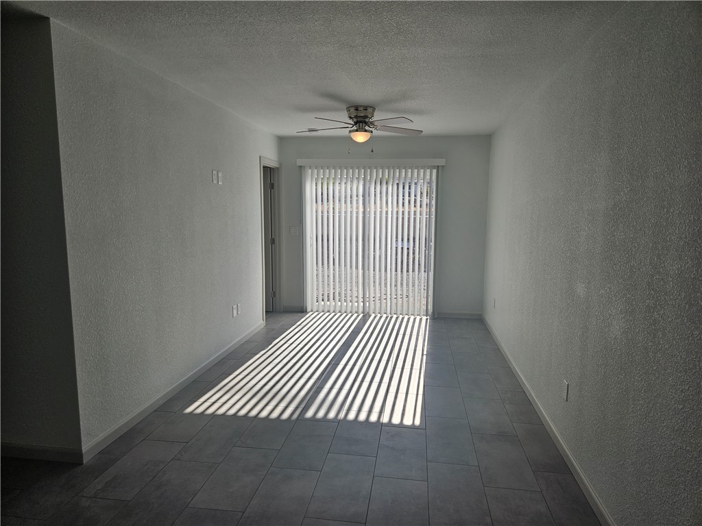 186 Palm Avenue Unit 2 — photo