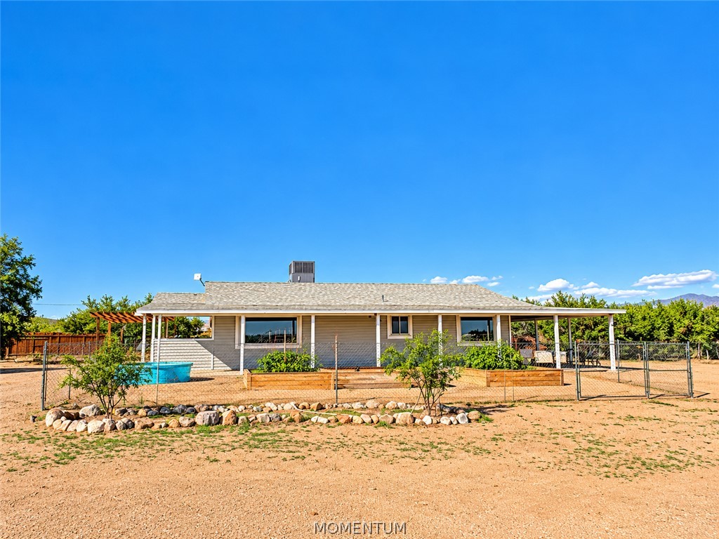710 S Lochiel Road — photo