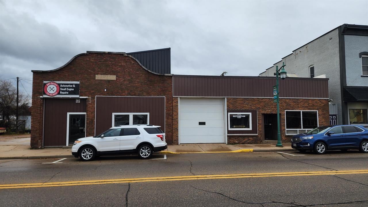 109 S Main Street — photo