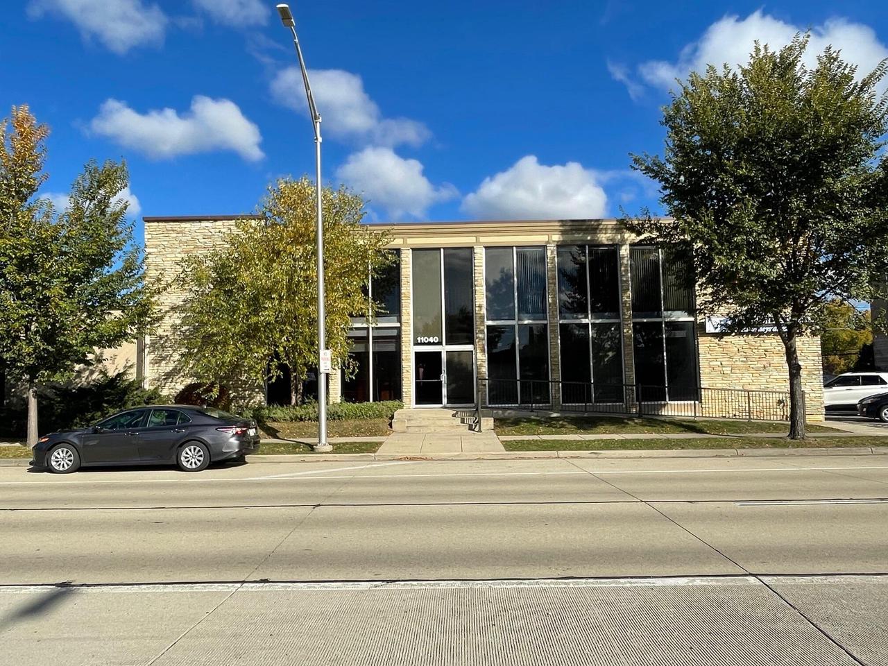 11040 W Bluemound Road — photo