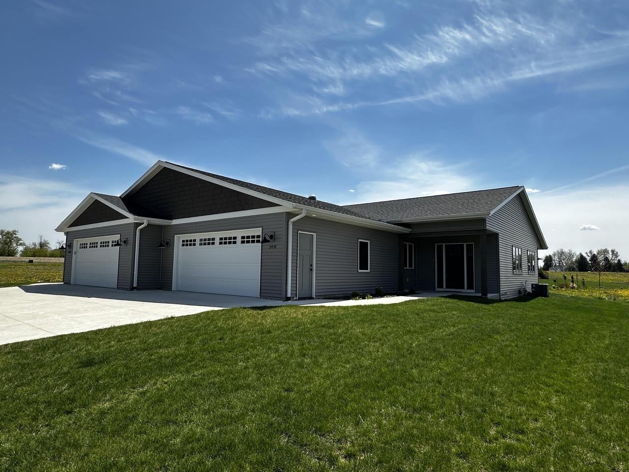 100 Orth Drive 1 — photo