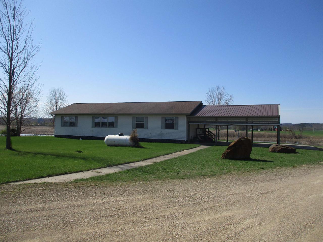 N2952 State Rd 58, Mauston, WI 53948 — photo 2