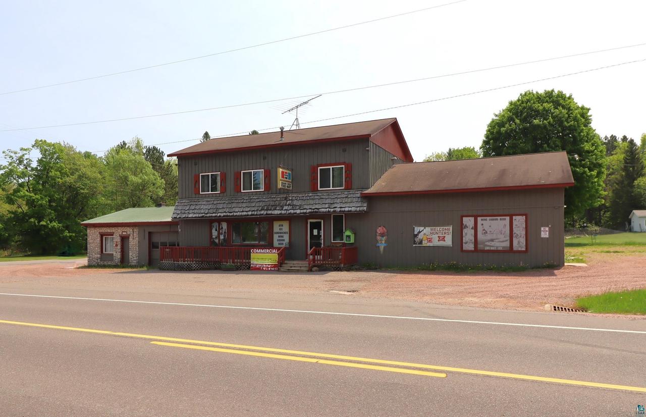 22195 Hwy 63 — photo