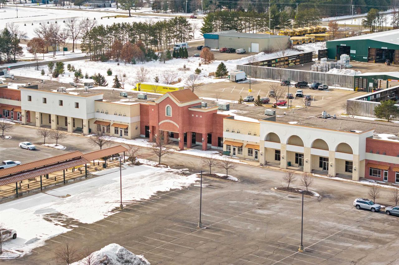3034 Village Park Drive — photo
