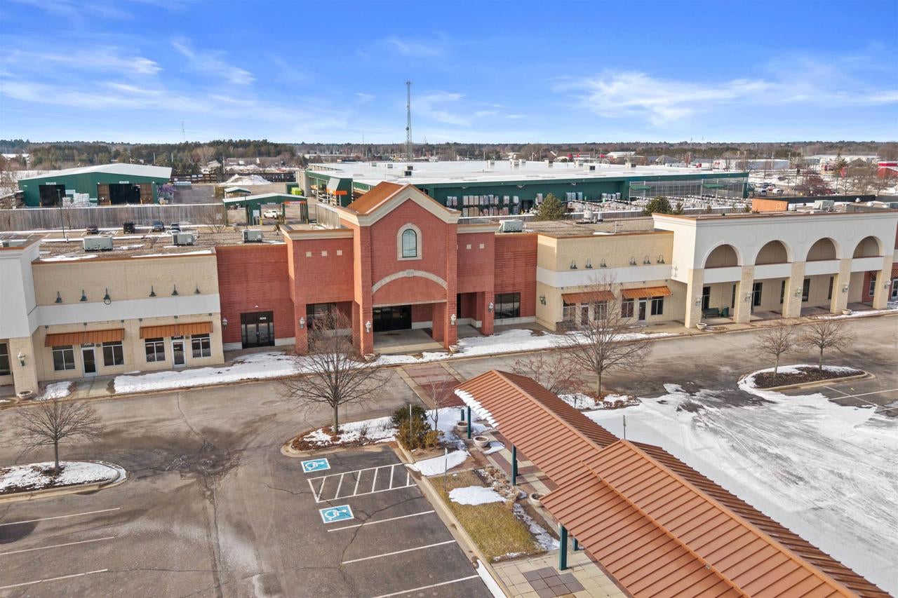 3040 Village Park Drive — photo