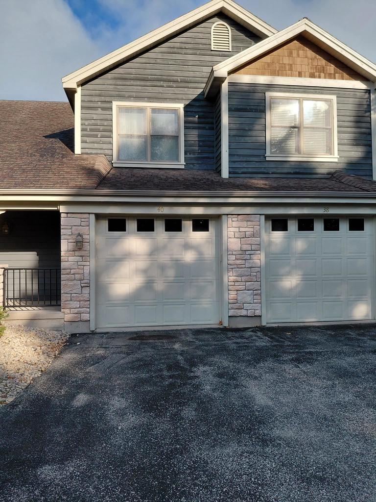 7585 Meadow Ridge Road J40 — photo