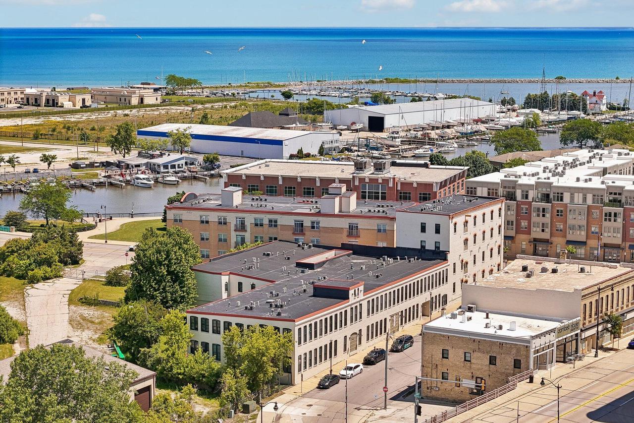 134 Main STREET, Racine, WI 53403