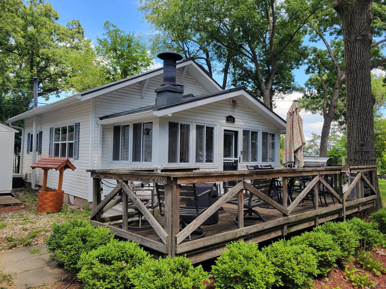 1610 Jackson Park Drive — photo