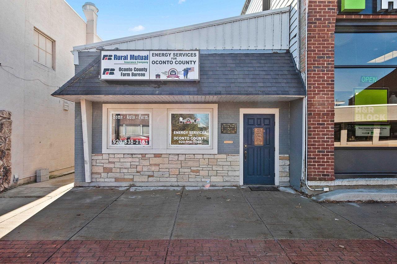 1124 Main Street — photo
