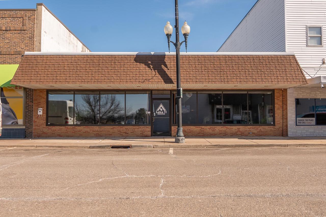 128 S Main Street — photo
