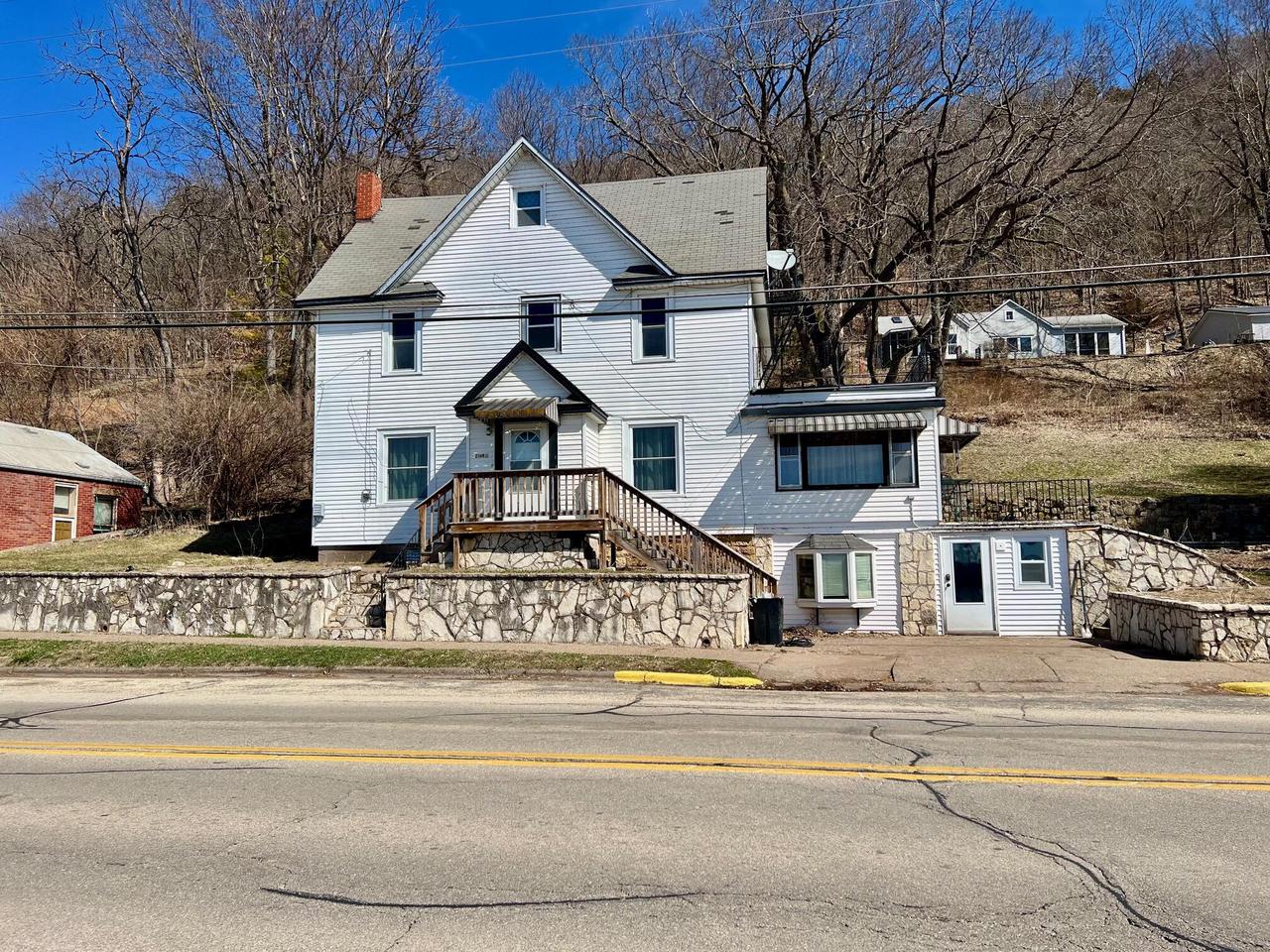 148 Main Street — photo