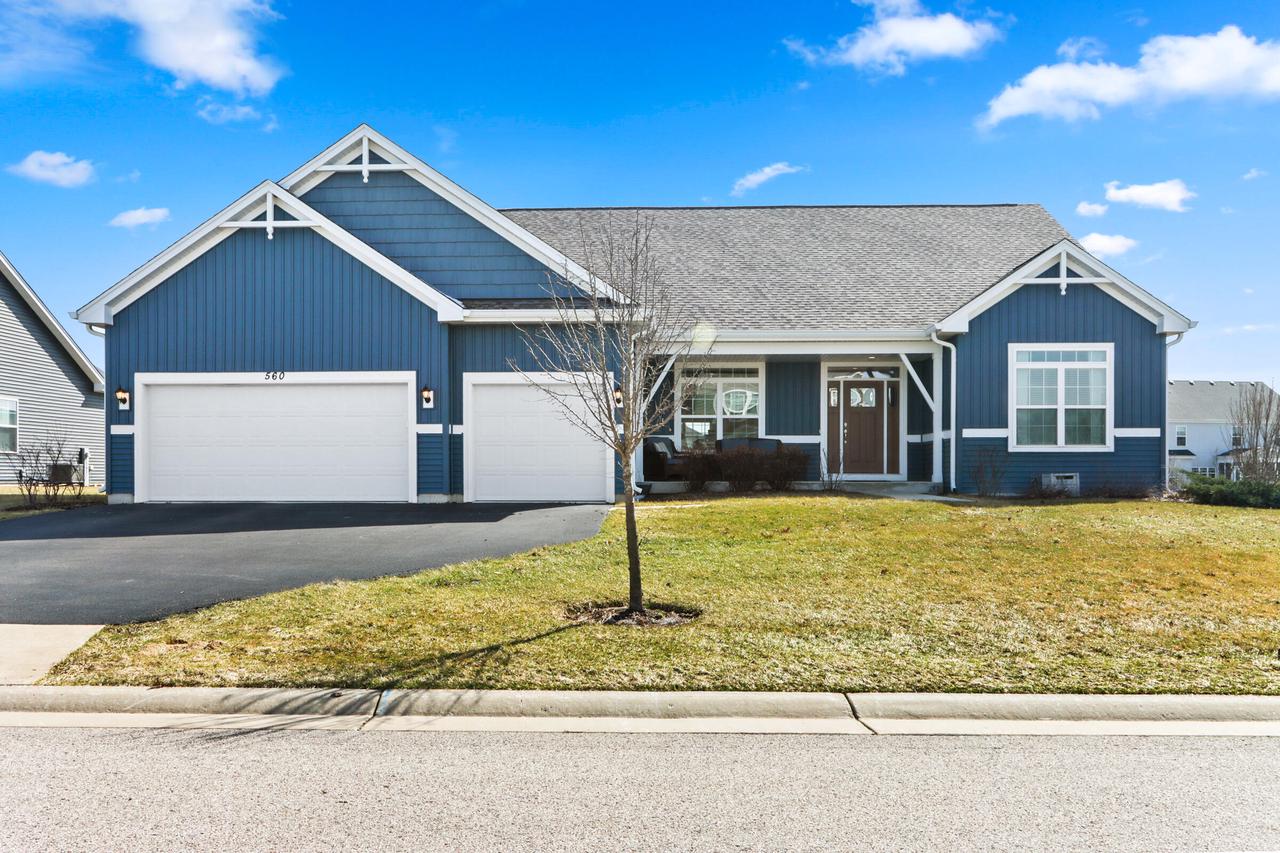 560 N Boulder Ridge Drive — photo