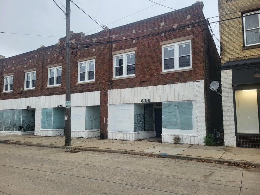 624 High STREET, Racine, WI 53402