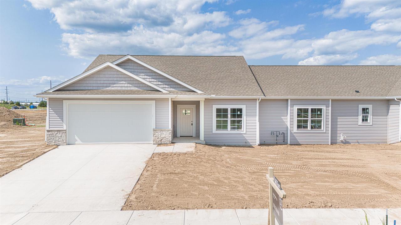 3800 Green Ash Drive — photo