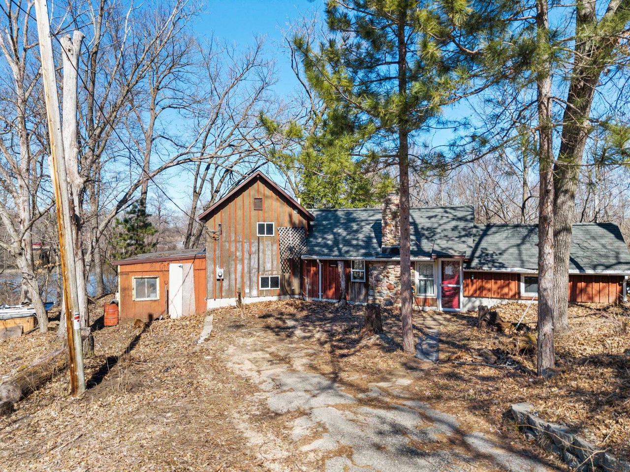 W10636 Cascade Mountain Road — photo