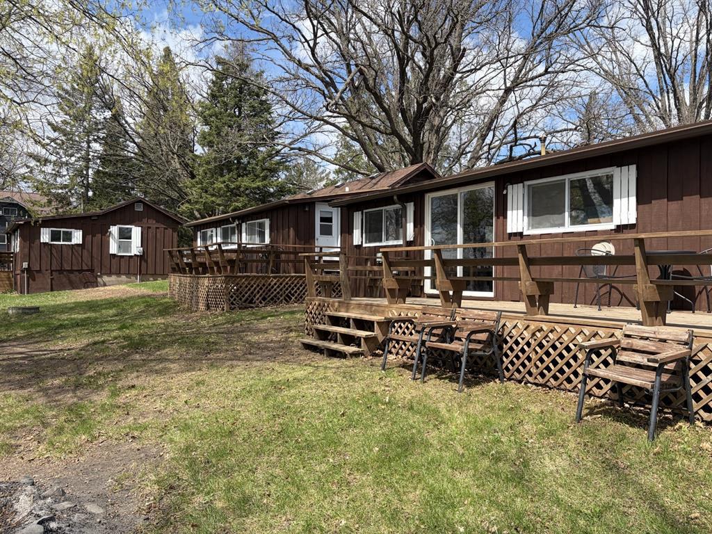 15571 W Lake Street — photo