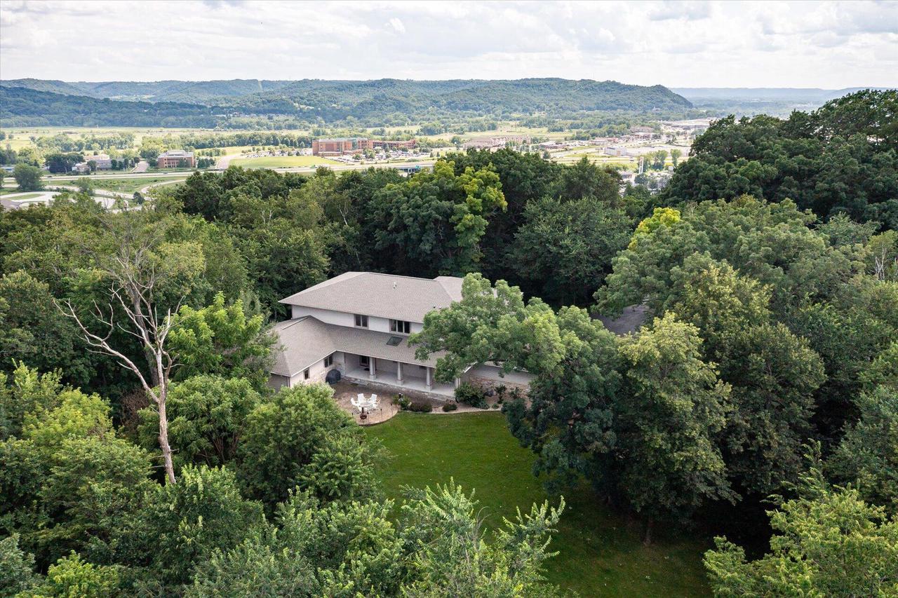 3031 Wild Rose Lane — photo