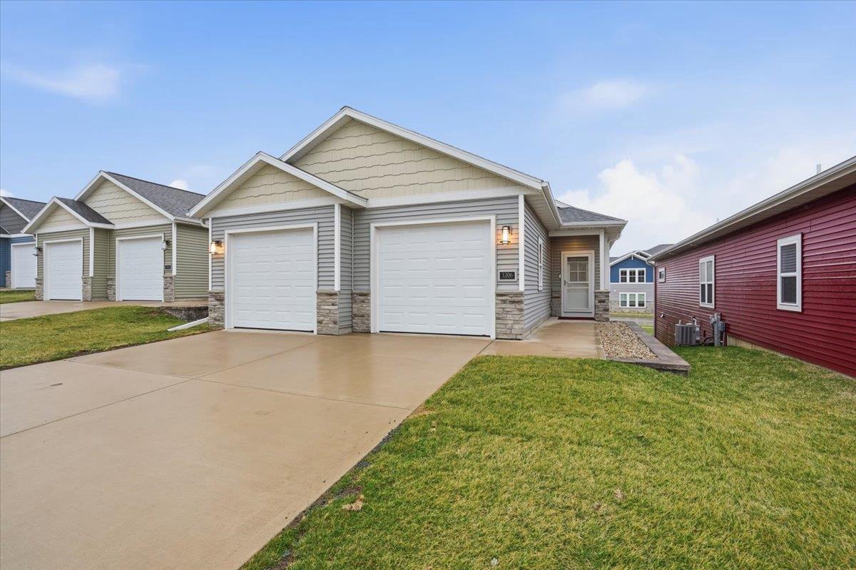 1206 Tivoli Circle — photo