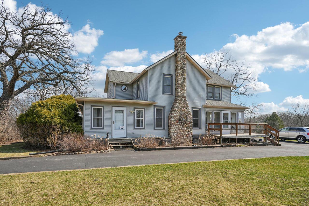 S102W33389 County Road Lo — photo