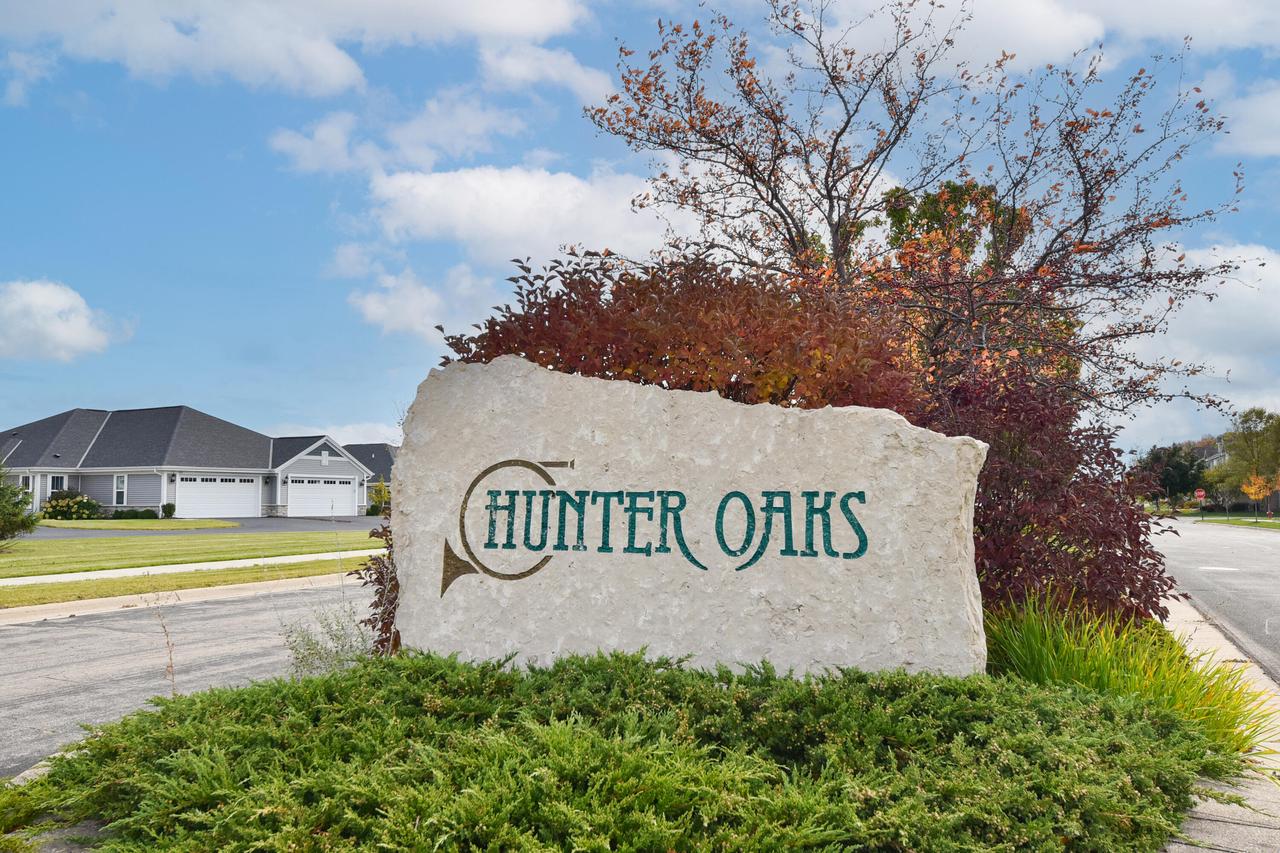617 Hunter Oaks Boulevard B — photo
