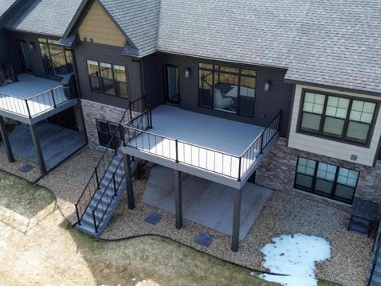 1106 West River Road #Unit #3 — photo
