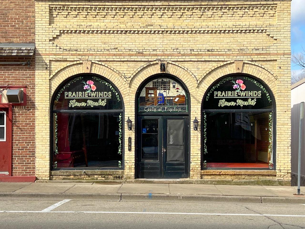 146 S Main Street — photo