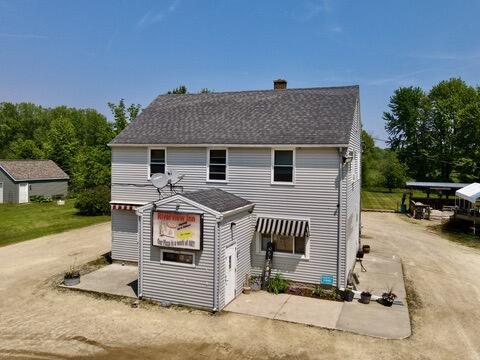 3172 N Riverside Drive — photo