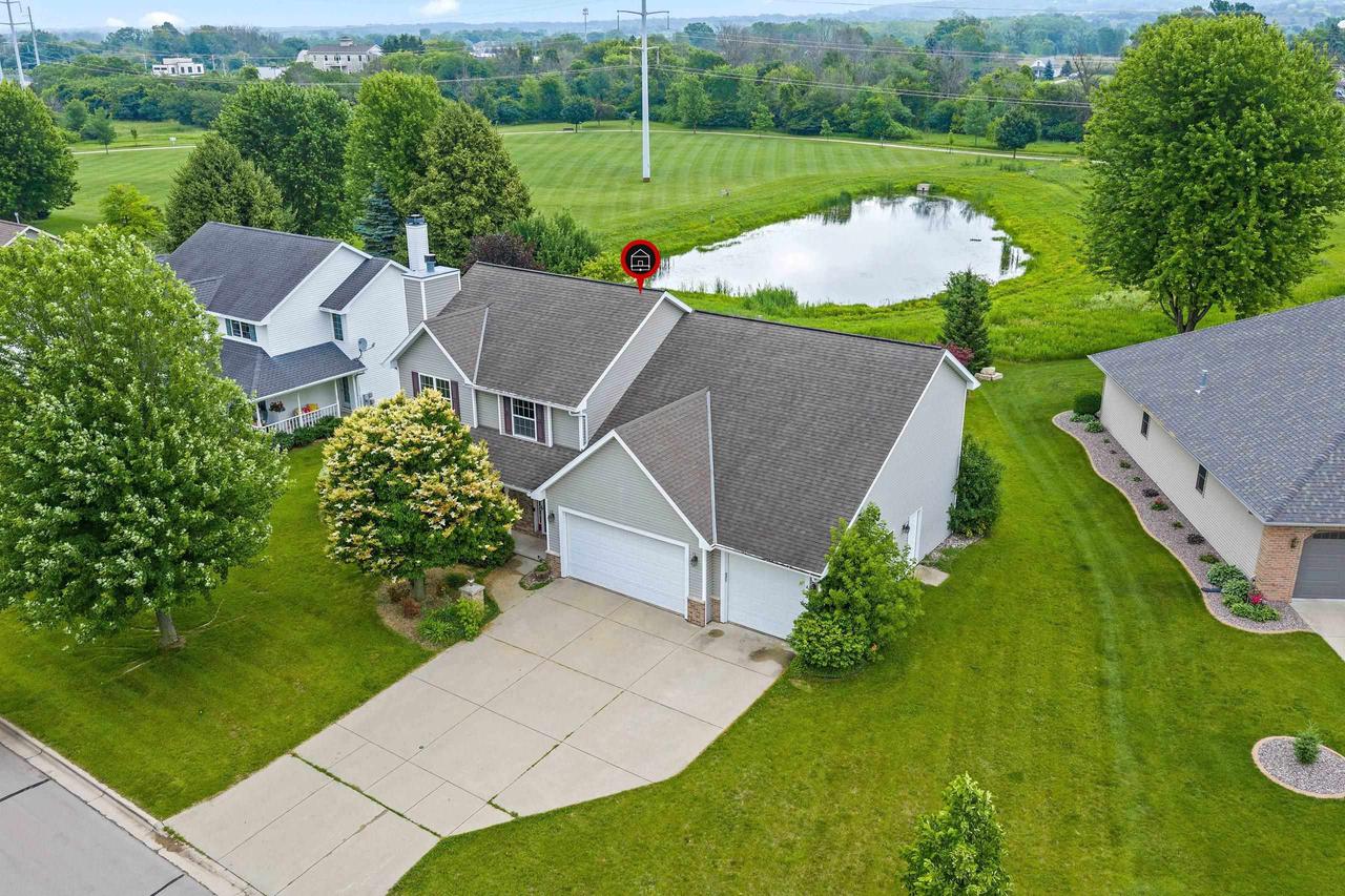 515 Winding Waters Way — photo