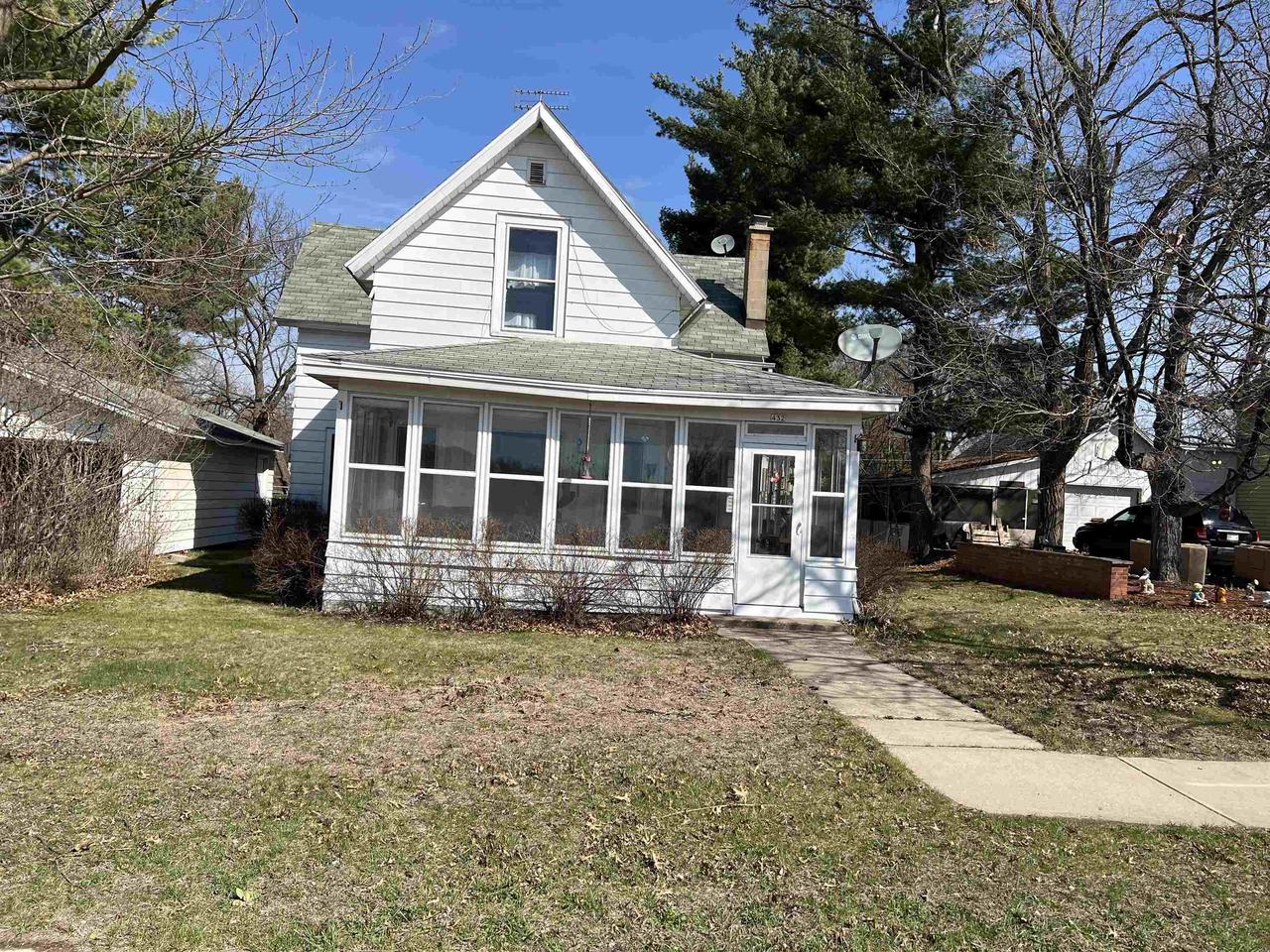 432 W Front Street — photo