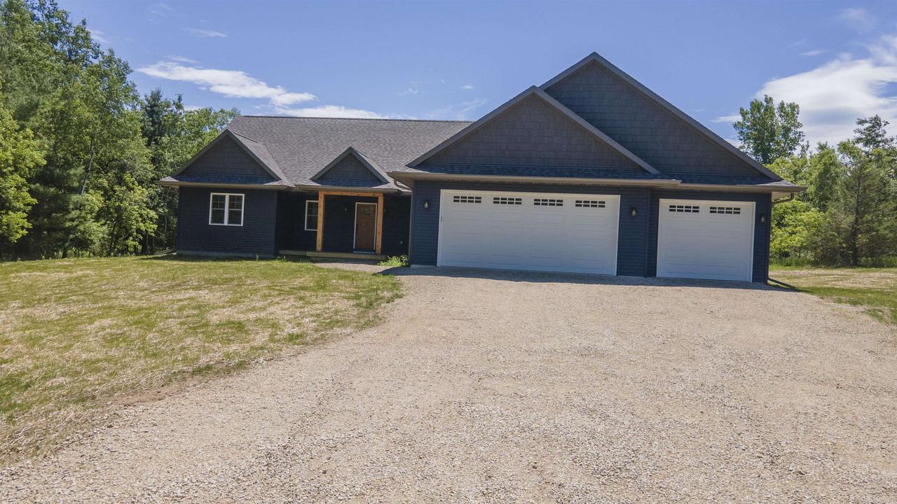 1079 E Lake Ridge Road — photo