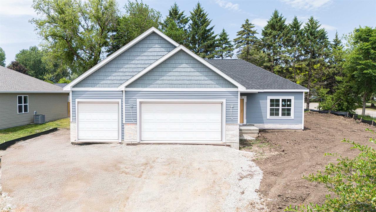 442 Village Lane — photo