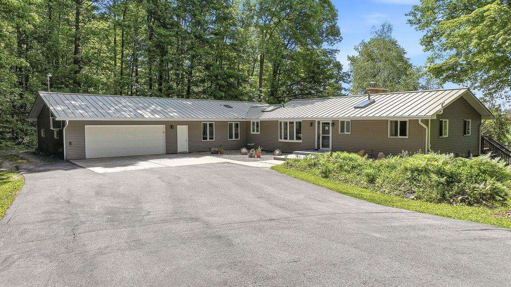 E1517 W Johnson Road — photo